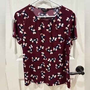 Banana Republic Burgundy Floral Short Sleeve Tee with Navy & Cream Accents